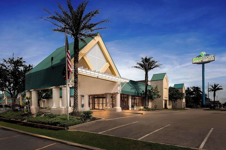 Hotel 43 of 44