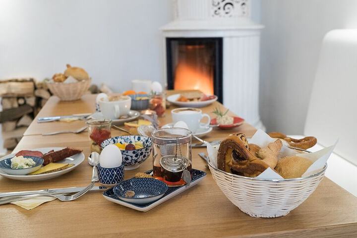 Breakfast/Coffee Service 52 of 67