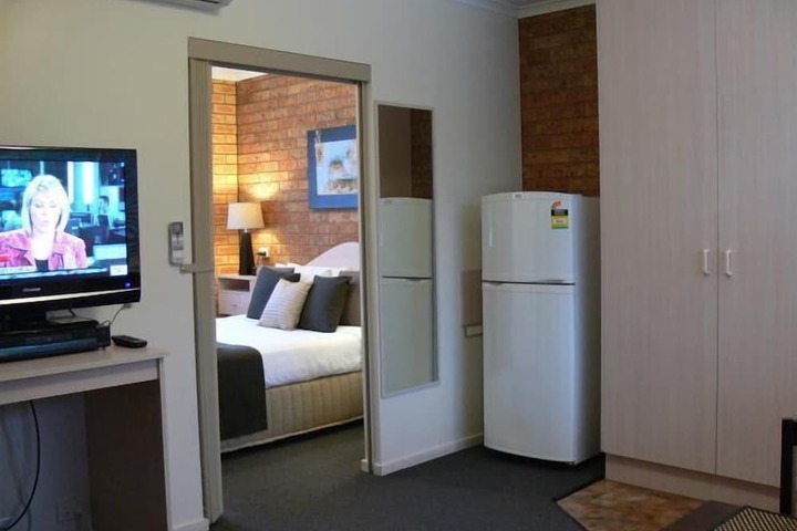 Room 22 of 35