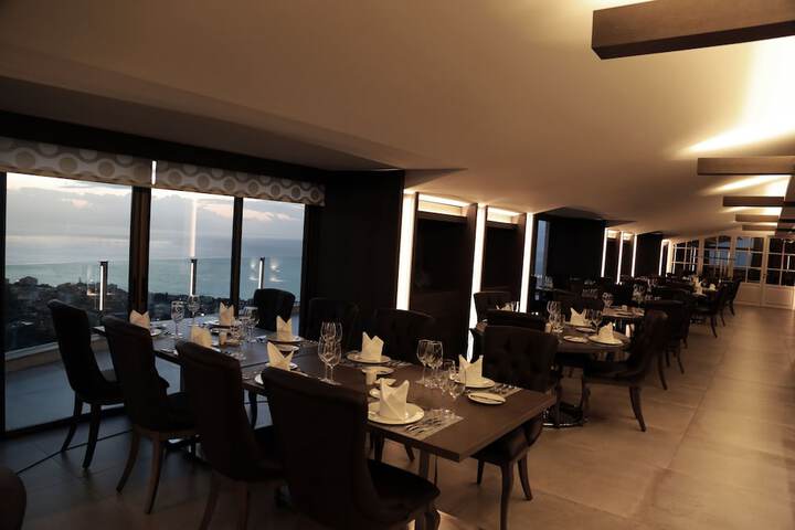 Dining 78 of 97