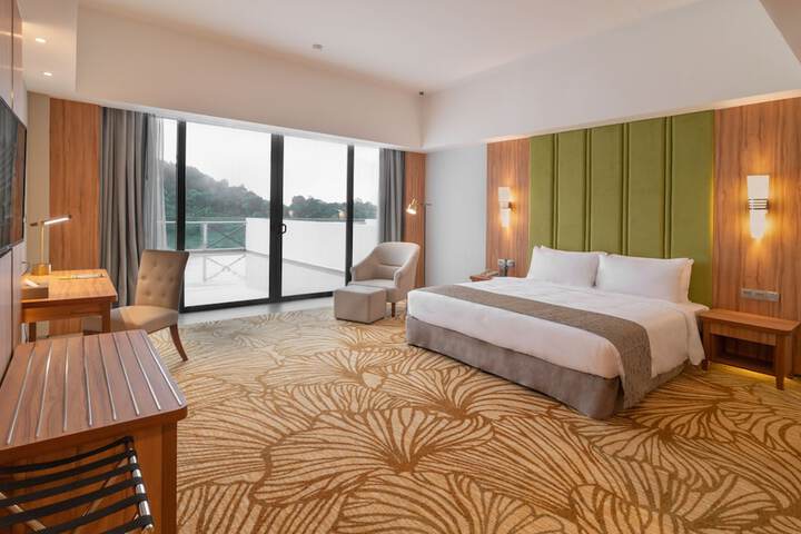 Room 12 of 45