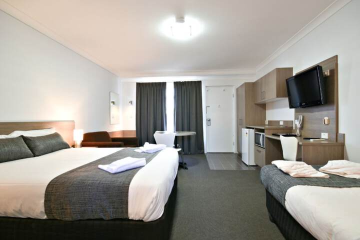 Room 8 of 22