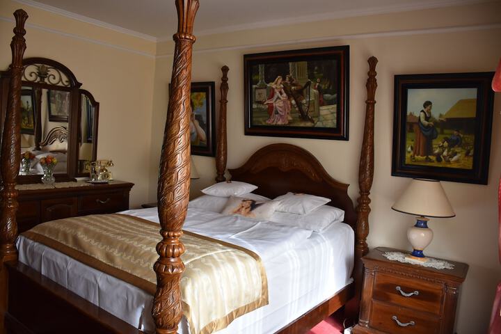 Room 15 of 31