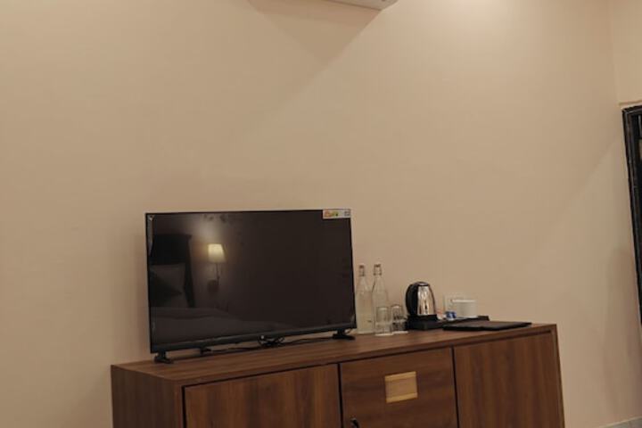 Room 27 of 58