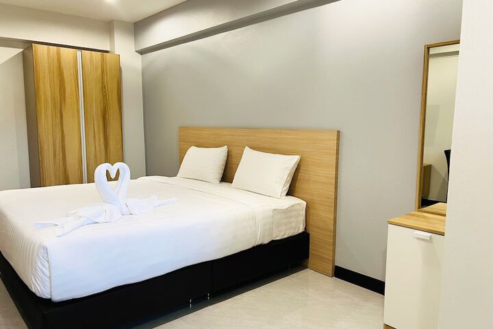 Room 7 of 20