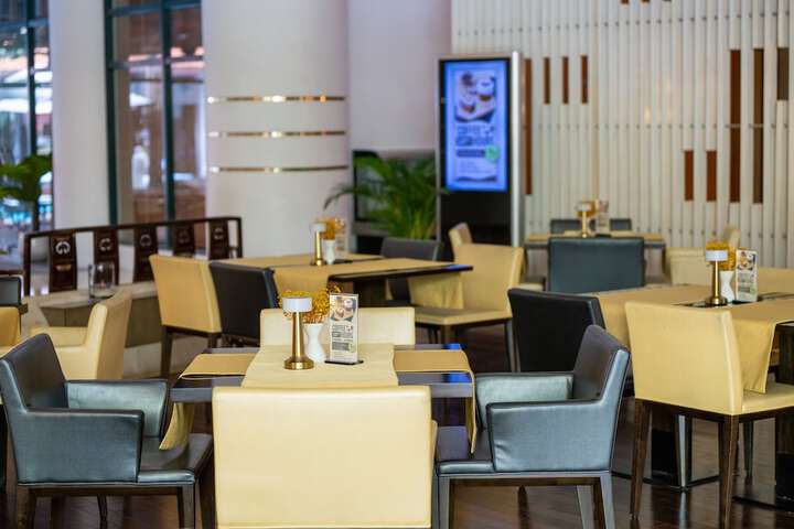 Guest Lobby