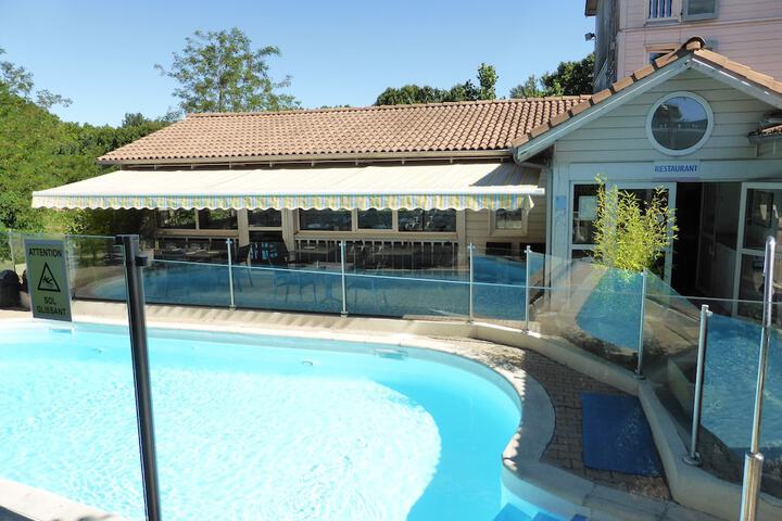 Pool 34 of 61