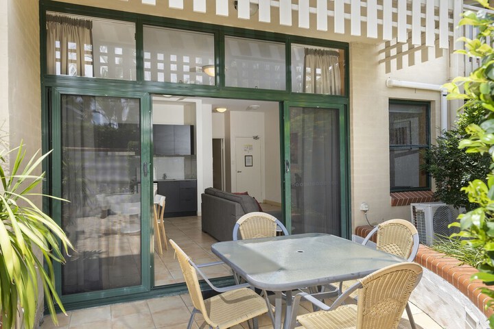 Hotel Exterior 22 of 23