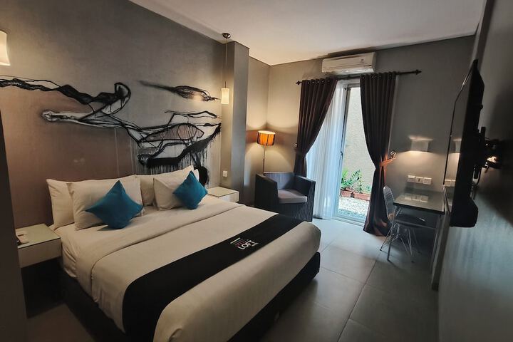 Room 21 of 36