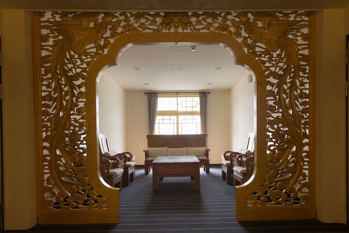 Hotel Interior 4 of 37
