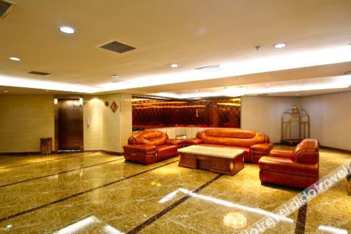 Hotel Interior 9 of 25
