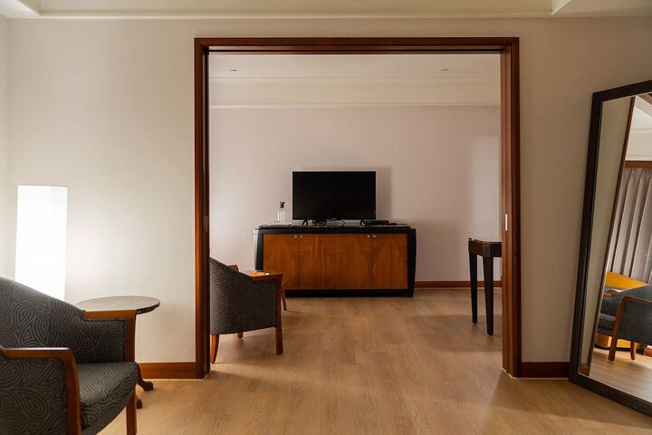 Room 38 of 66