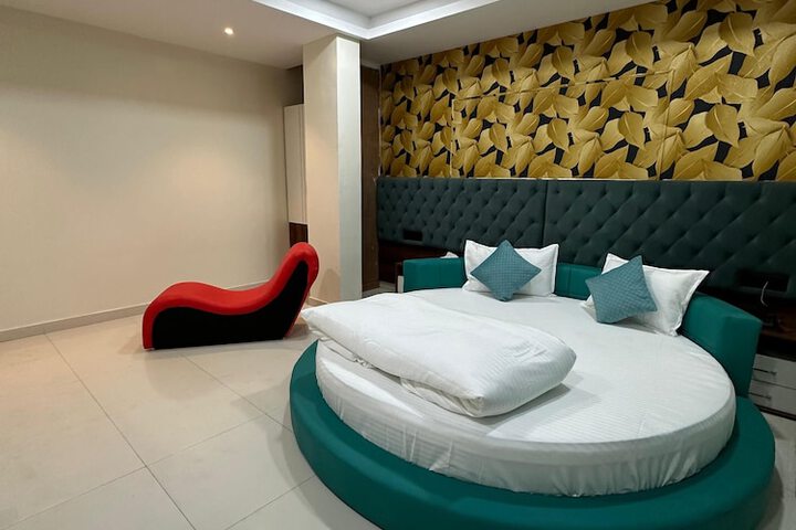 Room 7 of 29