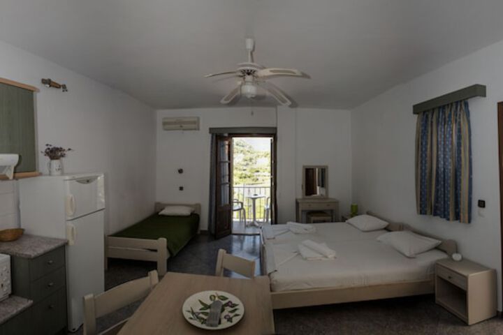Room 17 of 29
