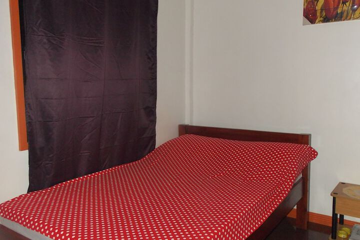 Room 5 of 47