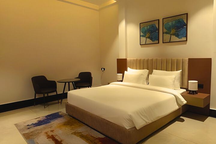 Room 16 of 87