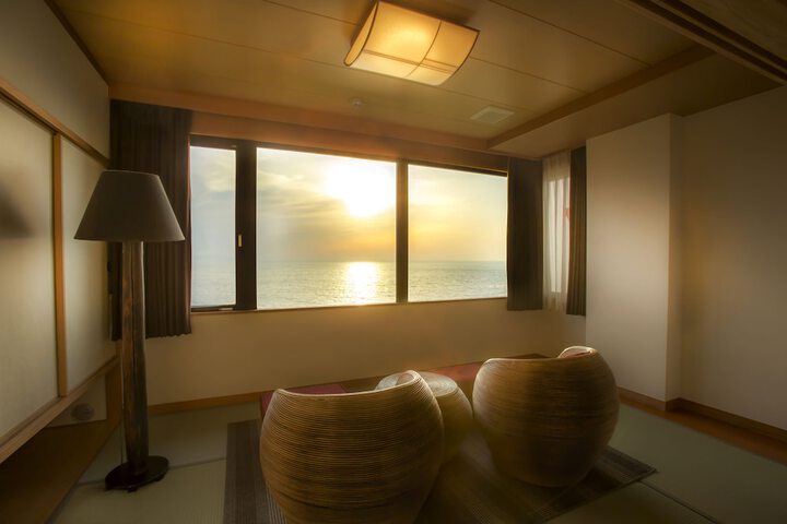 Room 25 of 73