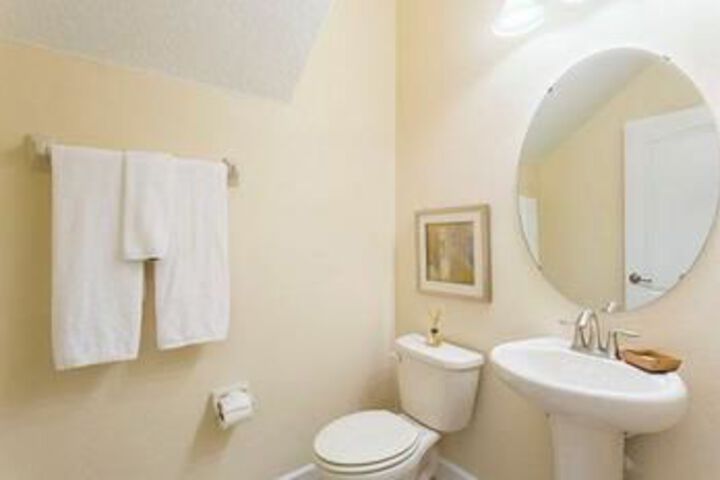 Room 10 of 91