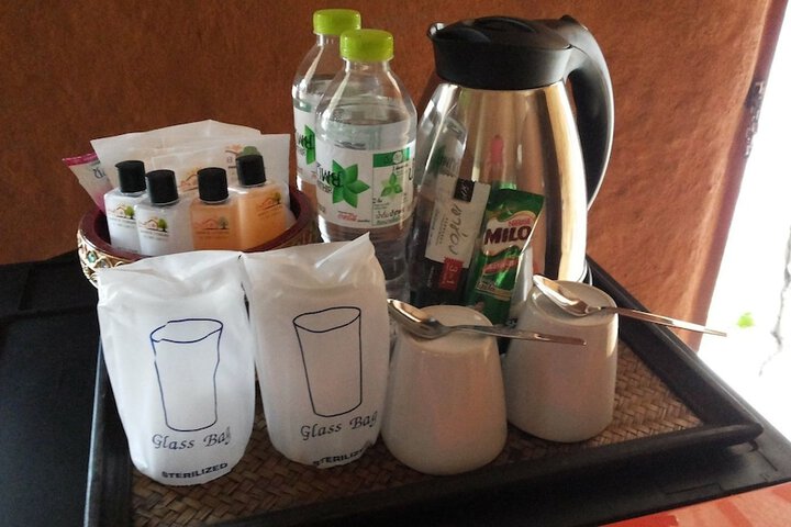 Breakfast/Coffee Service 18 of 27