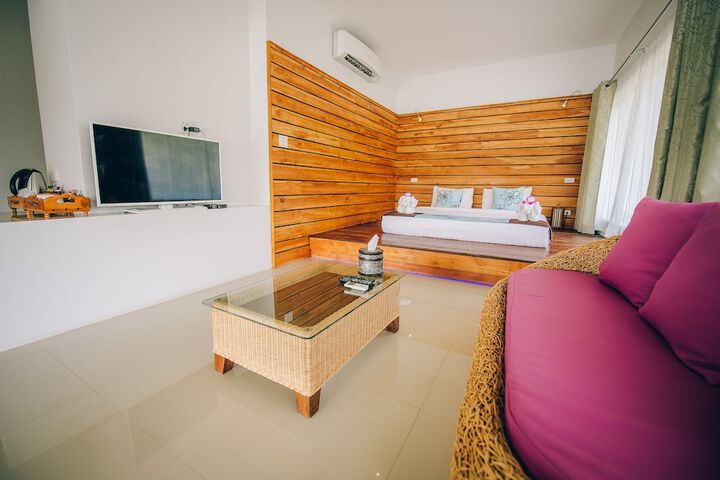 Room 16 of 47