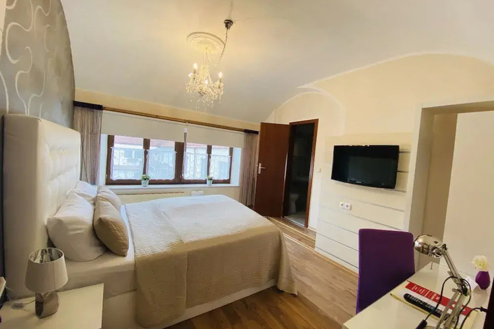 guest_rooms