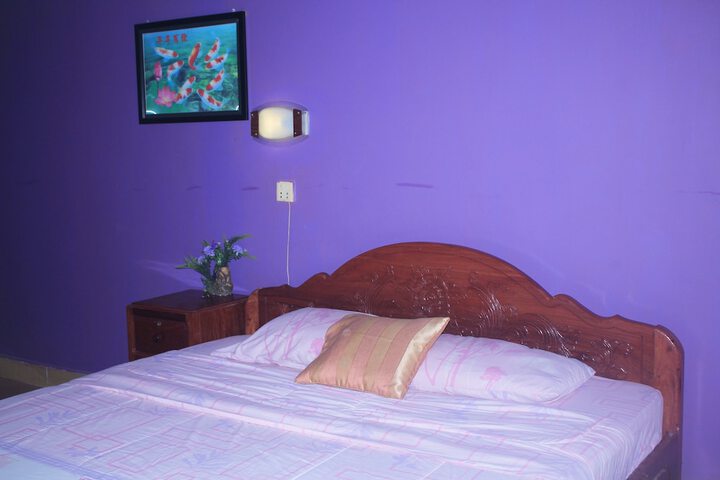 Room 8 of 45