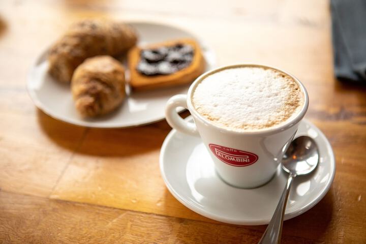 Breakfast/Coffee Service 32 of 42