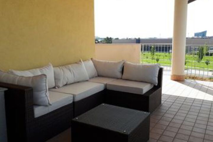 Terrace/Patio 30 of 31