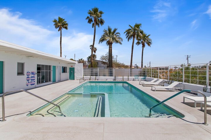 Pool 46 of 59