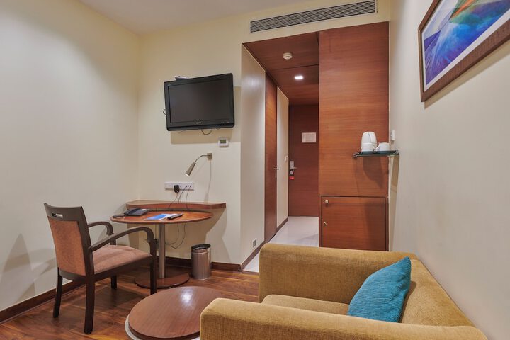 Room 19 of 51