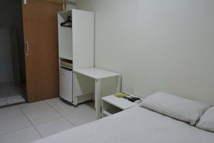 Room 20 of 65
