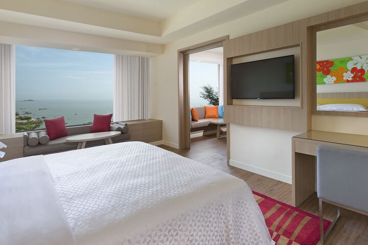 Room 16 of 47