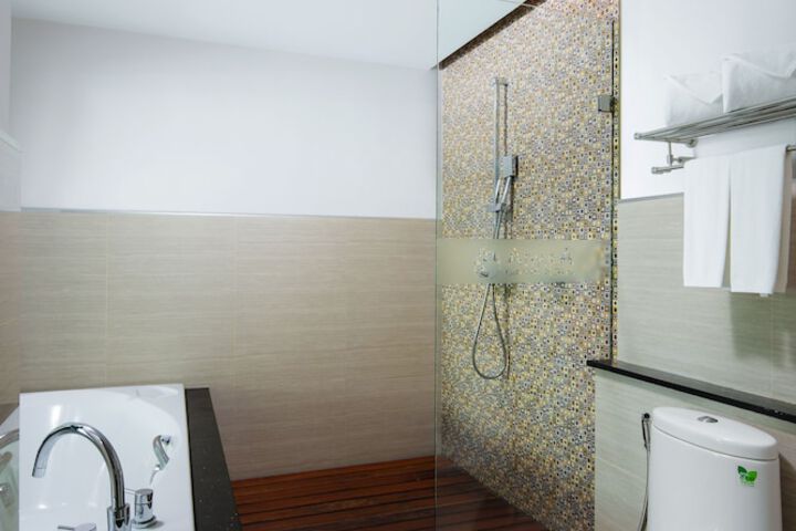 Room 45 of 140