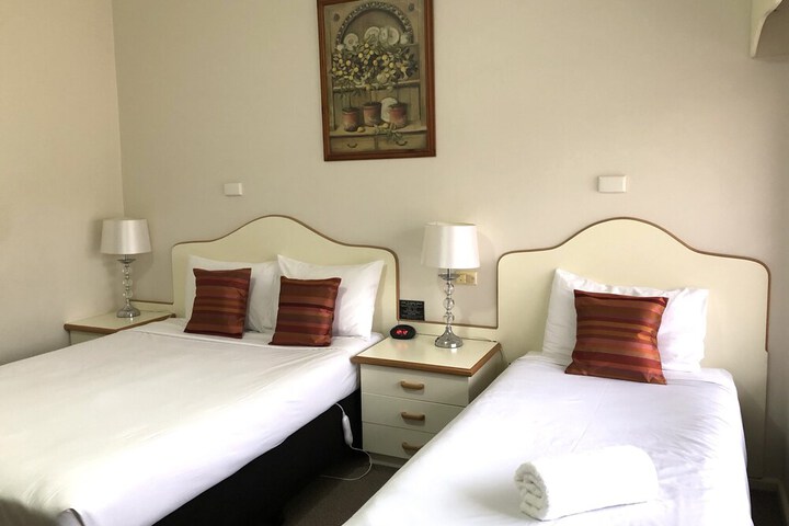 Room 18 of 59