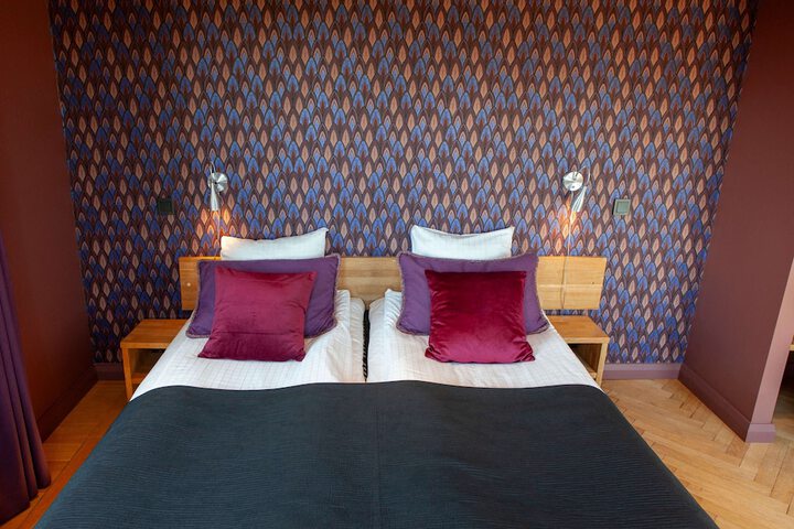 Room 3 of 57