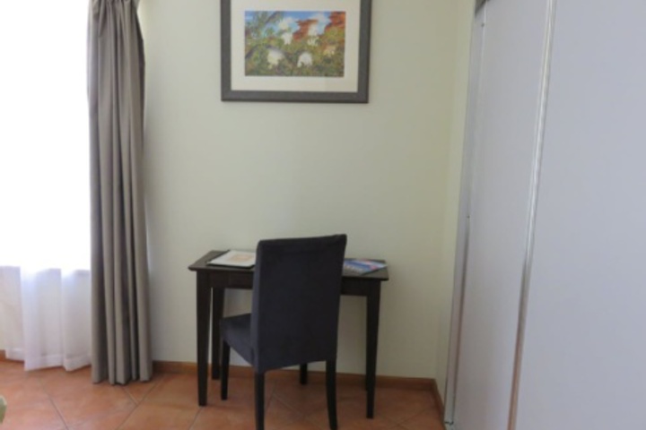 Room 107 of 144