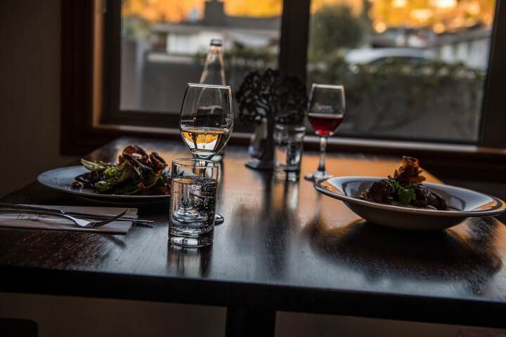 Dining 91 of 122