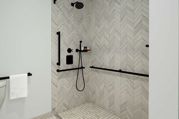 Bathroom shower