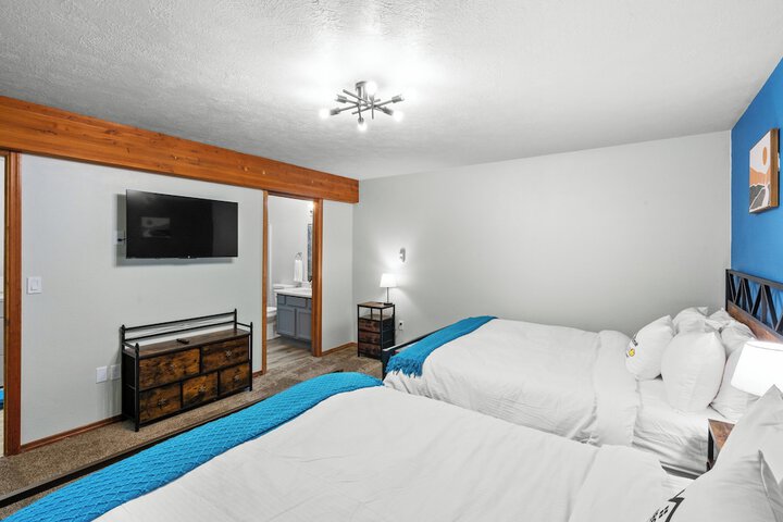 Room 14 of 43
