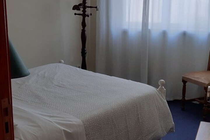 Room 27 of 62