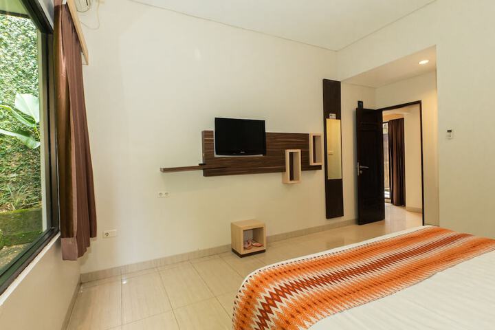 Room 28 of 111