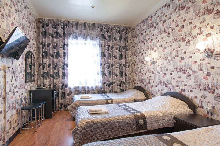 Room 11 of 22