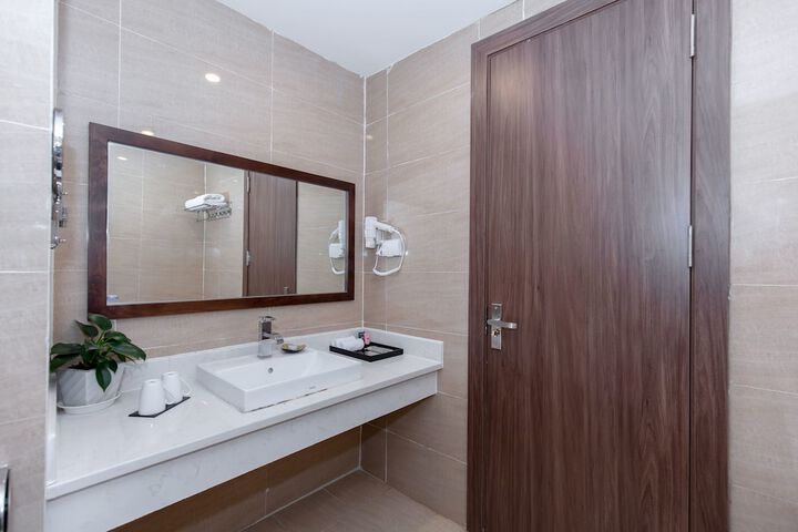 Room 30 of 134
