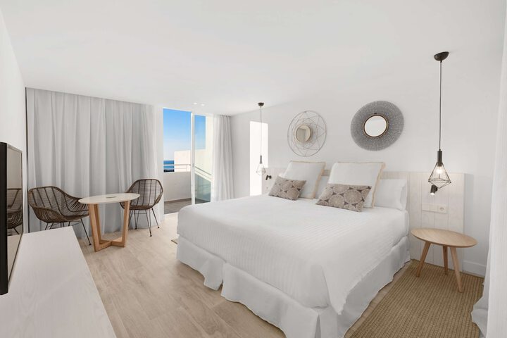 Room 14 of 67