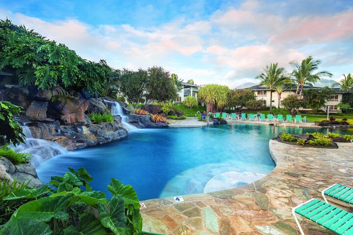Pool waterfall
