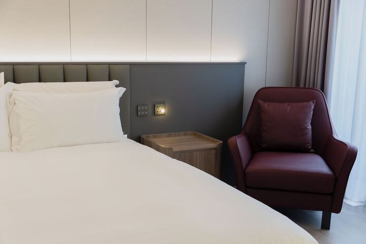 Room 29 of 83