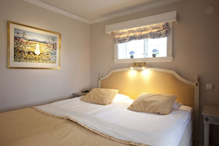 Room 5 of 51