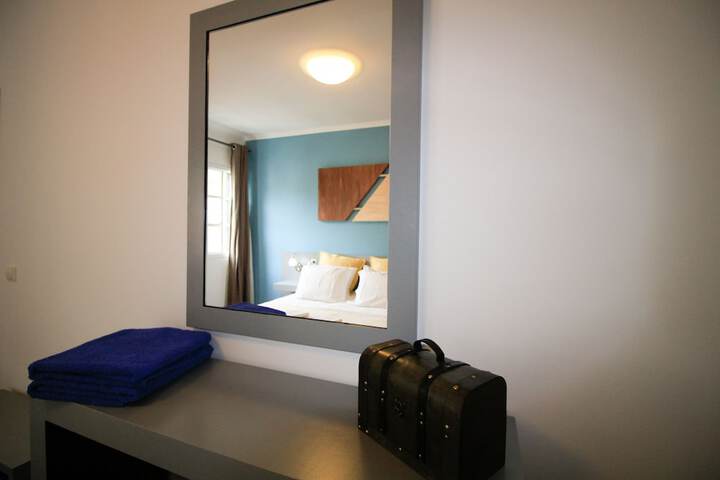 Room 13 of 73