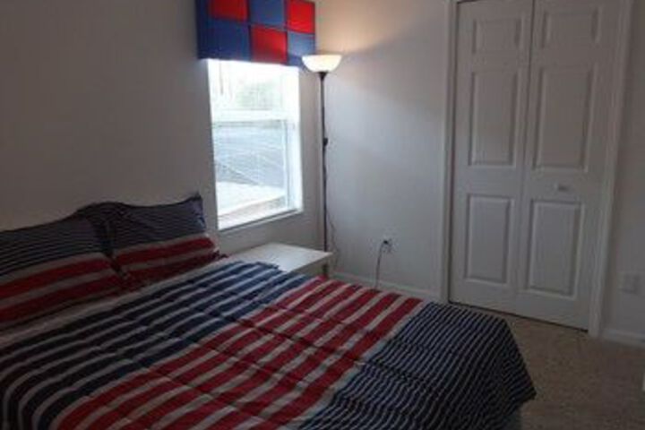 Room 25 of 59