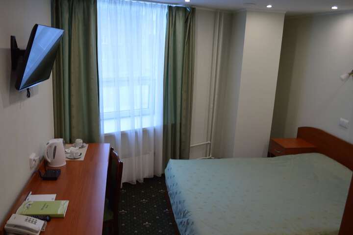 Room 3 of 45